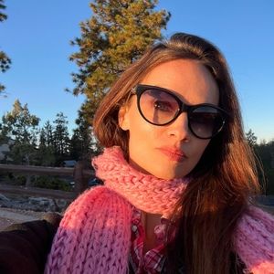 Meet your Posher, Catherine